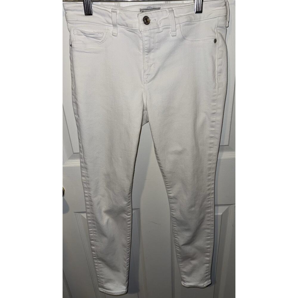 Abercrombie and Fitch Women’s White Super Skinny Ankle Jeans - 27/4